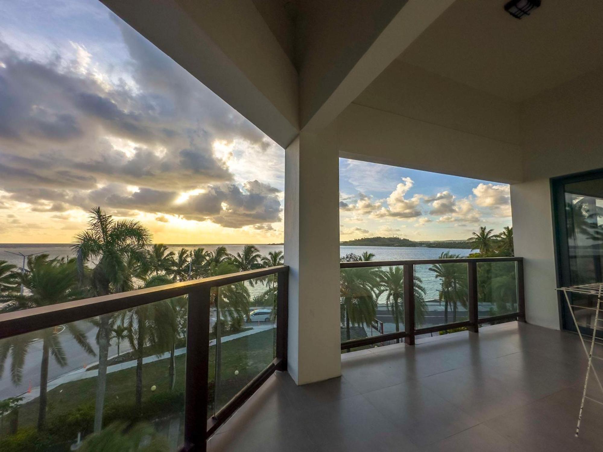 Ramada Suites By Wyndham Seafront Coral Coast Korotogo Bagian luar foto