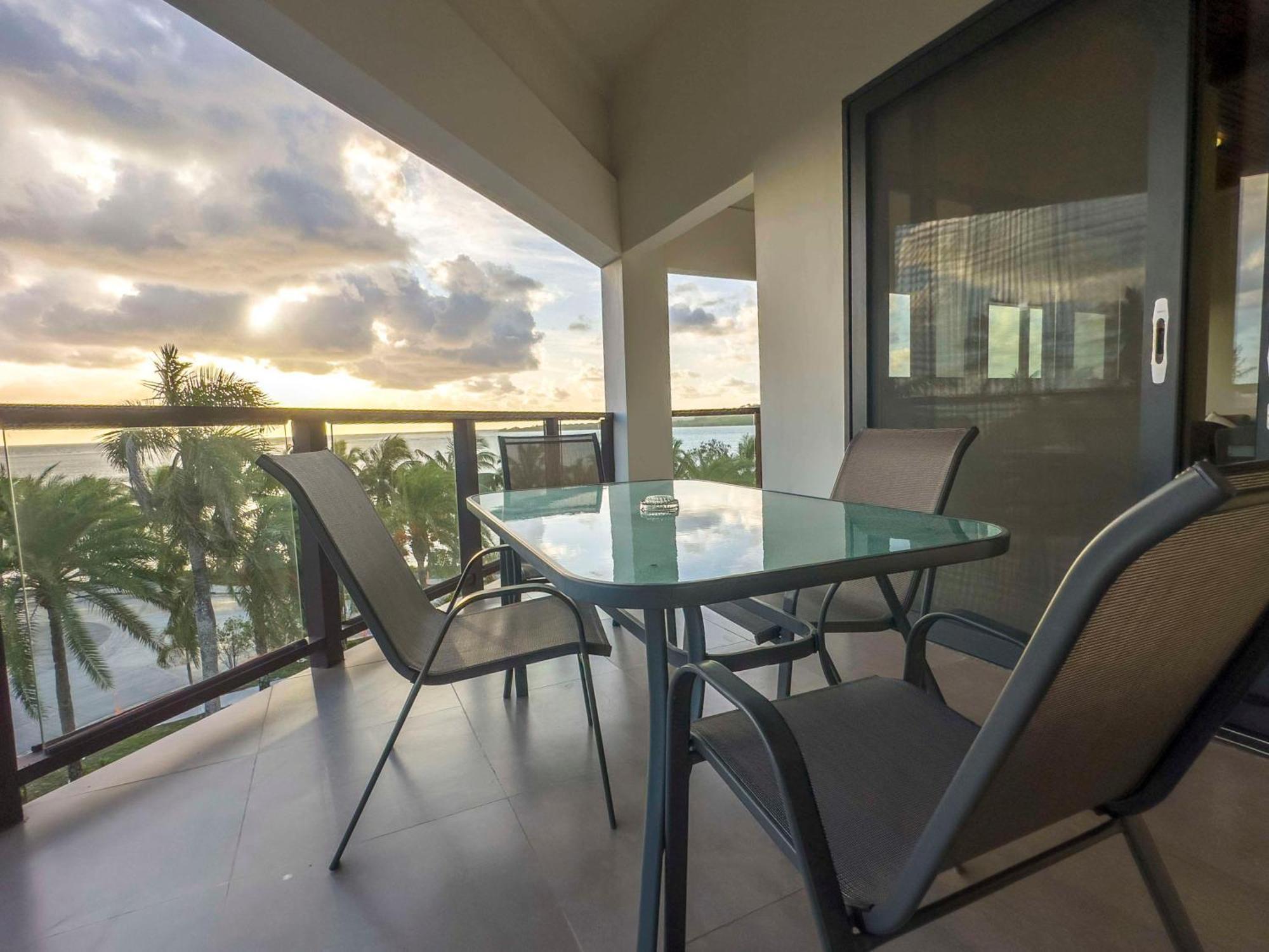 Ramada Suites By Wyndham Seafront Coral Coast Korotogo Bagian luar foto
